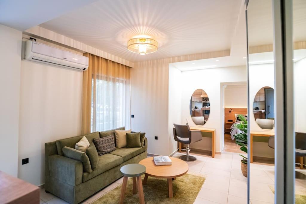 Apartment Almar- στο κέντρο της ηλιούπολης Athens